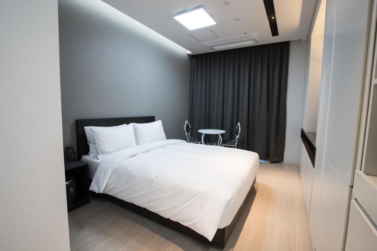 Sunrise Hotel Junior Suite Room11F Sea- View 束草市 外观 照片