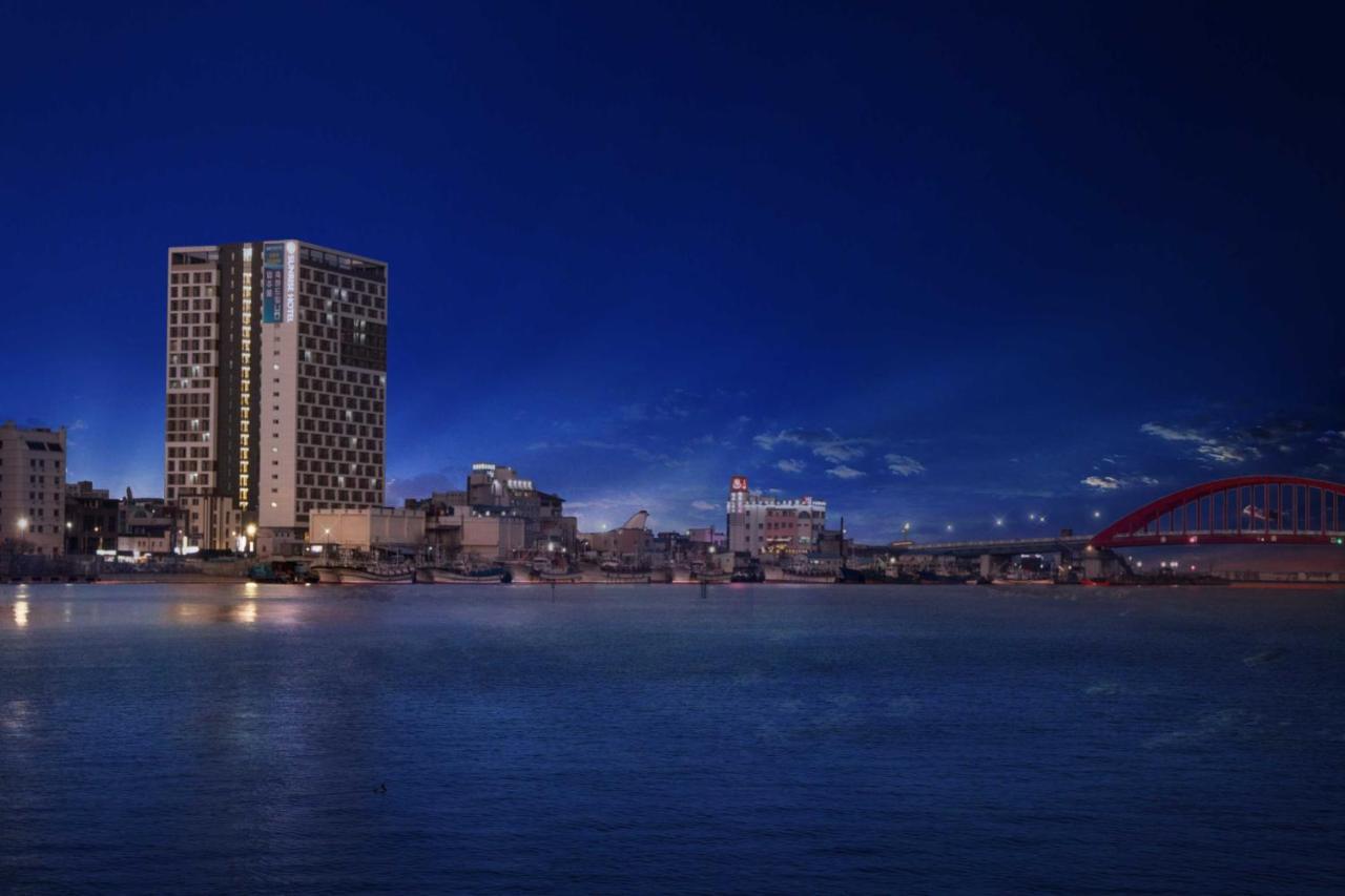Sunrise Hotel Junior Suite Room11F Sea- View 束草市 外观 照片