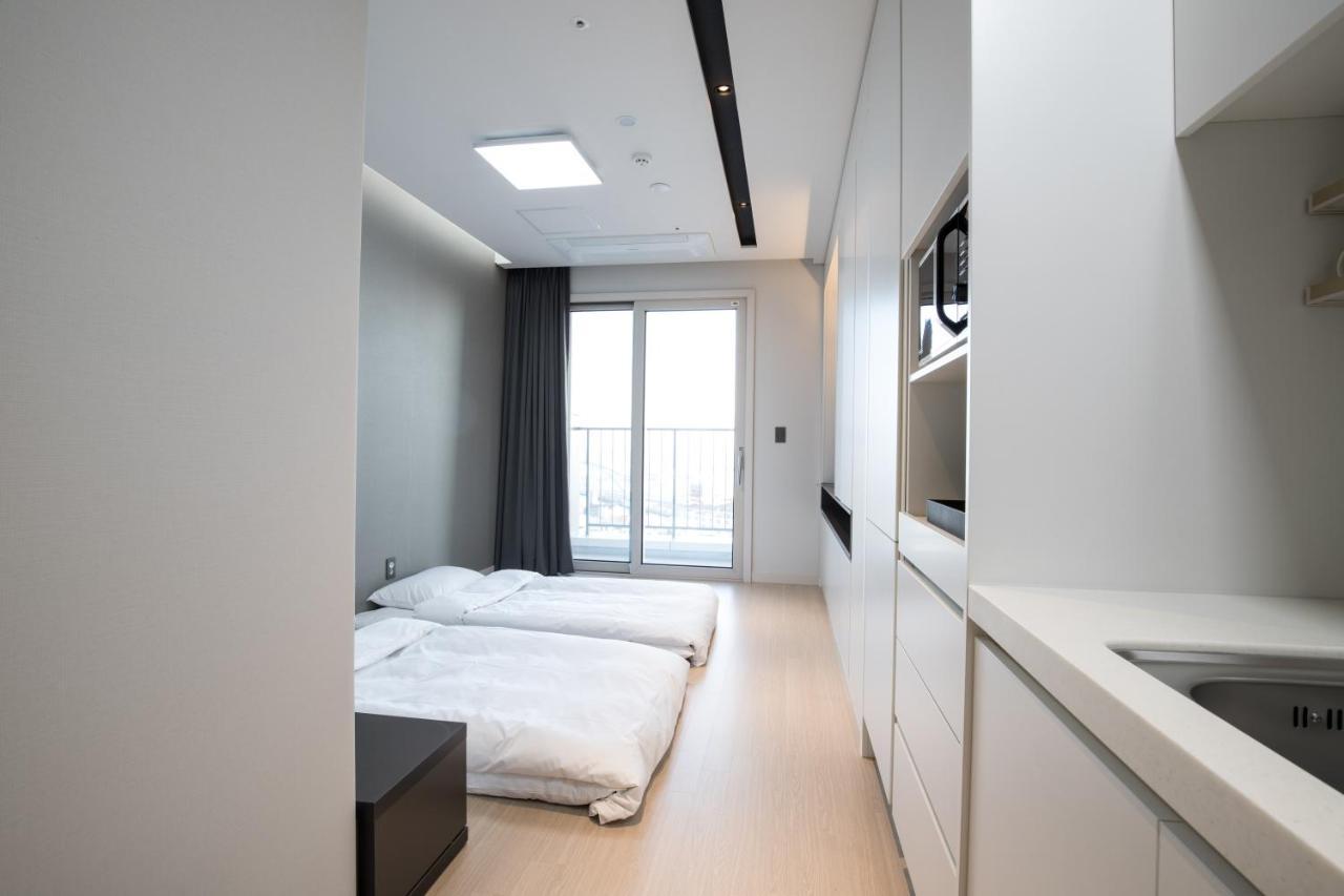 Sunrise Hotel Junior Suite Room11F Sea- View 束草市 外观 照片